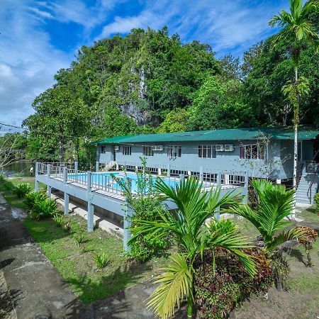 Benarat Lodge Mulu Eksteriør bilde