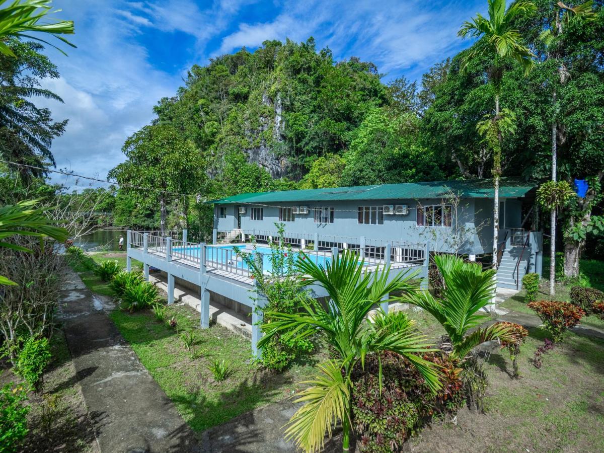 Benarat Lodge Mulu Eksteriør bilde